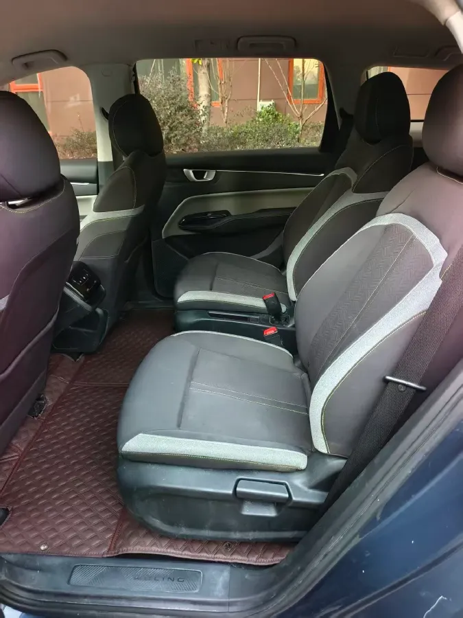 2020 WuLing KaiJie 1.5T 147HP L4 6MT,autocango,china used car exporter,china ev exporter,chinese used car exporter,chinese used ev exporter