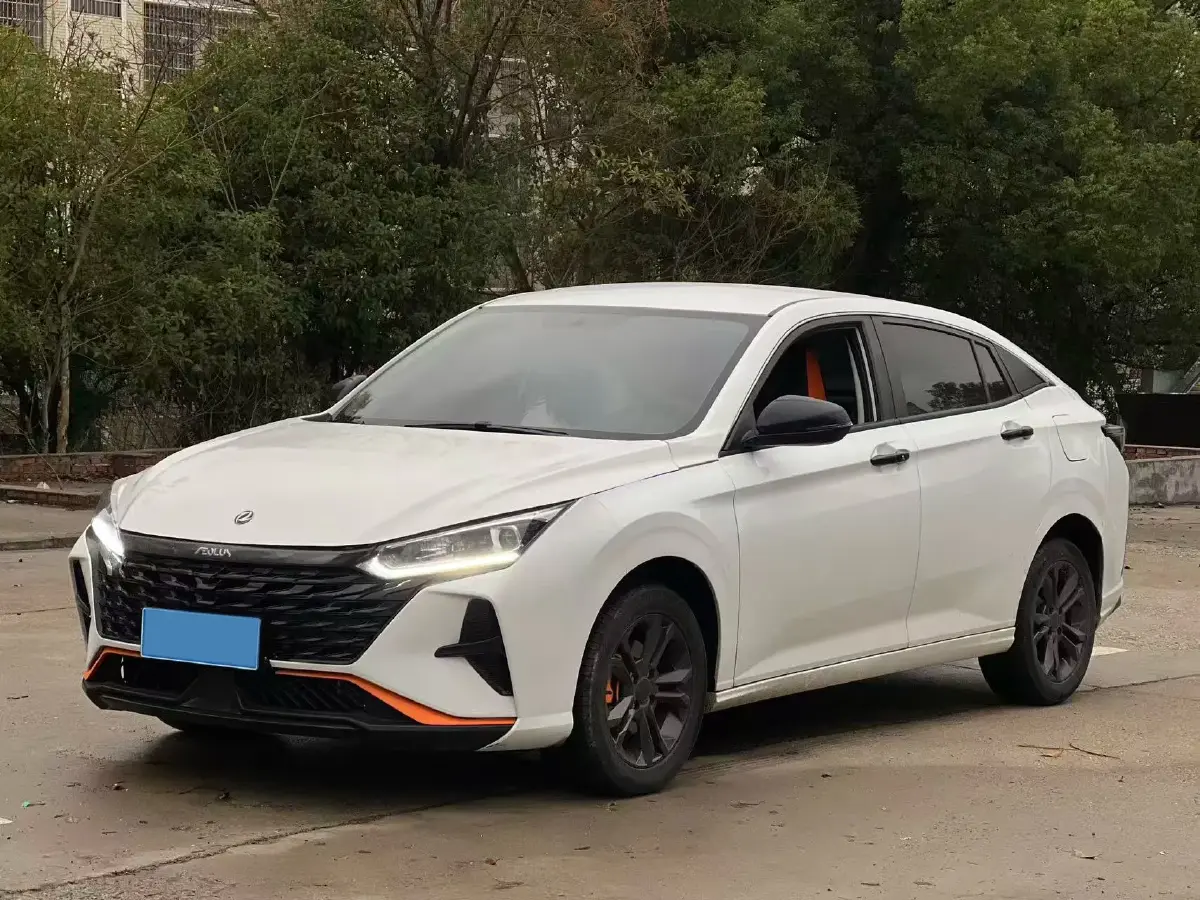 2023 DongFeng Aeolus YiXuan 1.5L 125HP L4 6DCT