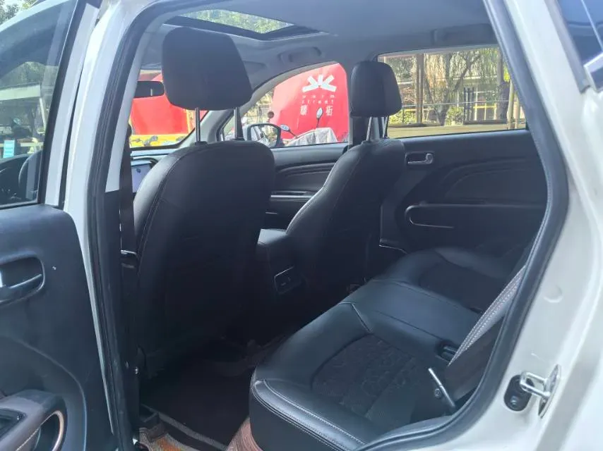 2020 GAC Trumpchi GS3 1.5T 163HP L3 7DCT,autocango,china used car exporter,china ev exporter,chinese used car exporter,chinese used ev exporter