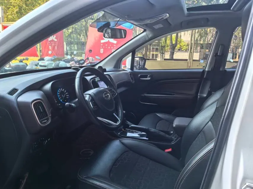 2020 GAC Trumpchi GS3 1.5T 163HP L3 7DCT,autocango,china used car exporter,china ev exporter,chinese used car exporter,chinese used ev exporter