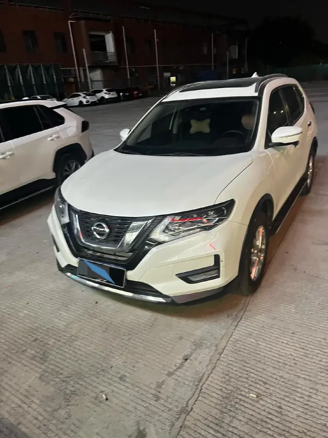 2022 Nissan X-Trail 2.0L 151HP L4 CVT