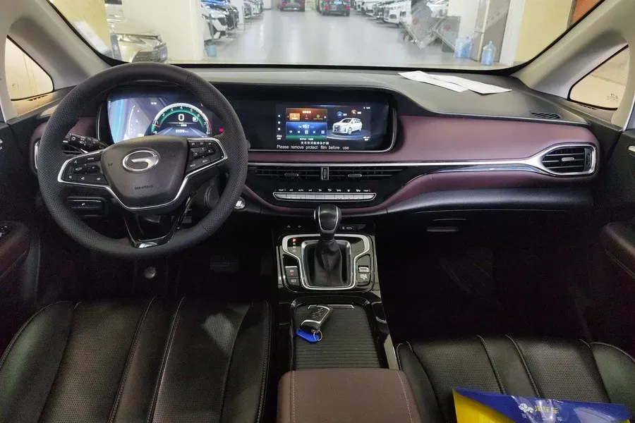 2023 GAC Trumpchi M6 1.5T 177HP L4 7DCT,autocango,china used car exporter,china ev exporter,chinese used car exporter,chinese used ev exporter