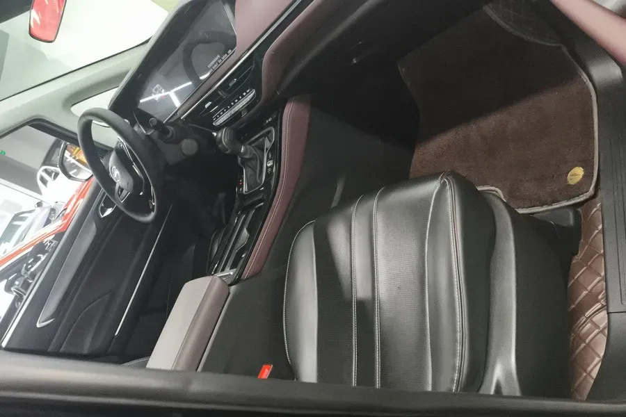 2023 GAC Trumpchi M6 1.5T 177HP L4 7DCT,autocango,china used car exporter,china ev exporter,chinese used car exporter,chinese used ev exporter