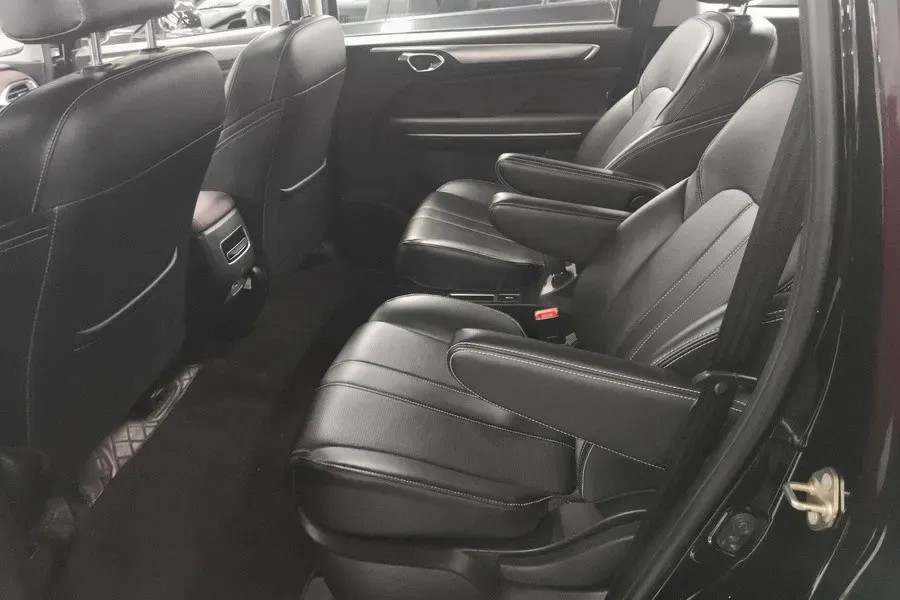 2023 GAC Trumpchi M6 1.5T 177HP L4 7DCT,autocango,china used car exporter,china ev exporter,chinese used car exporter,chinese used ev exporter