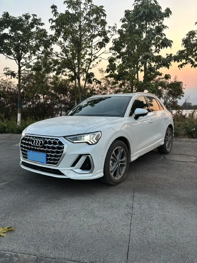 2024 Audi Q3 2.0T 186HP L4 7DCT