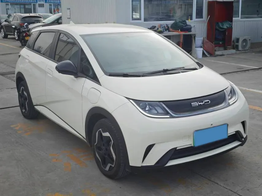 2021 Ford Escort 1.5L 122HP L3 6AT,autocango,china used car exporter,china ev exporter,chinese used car exporter,chinese used ev exporter