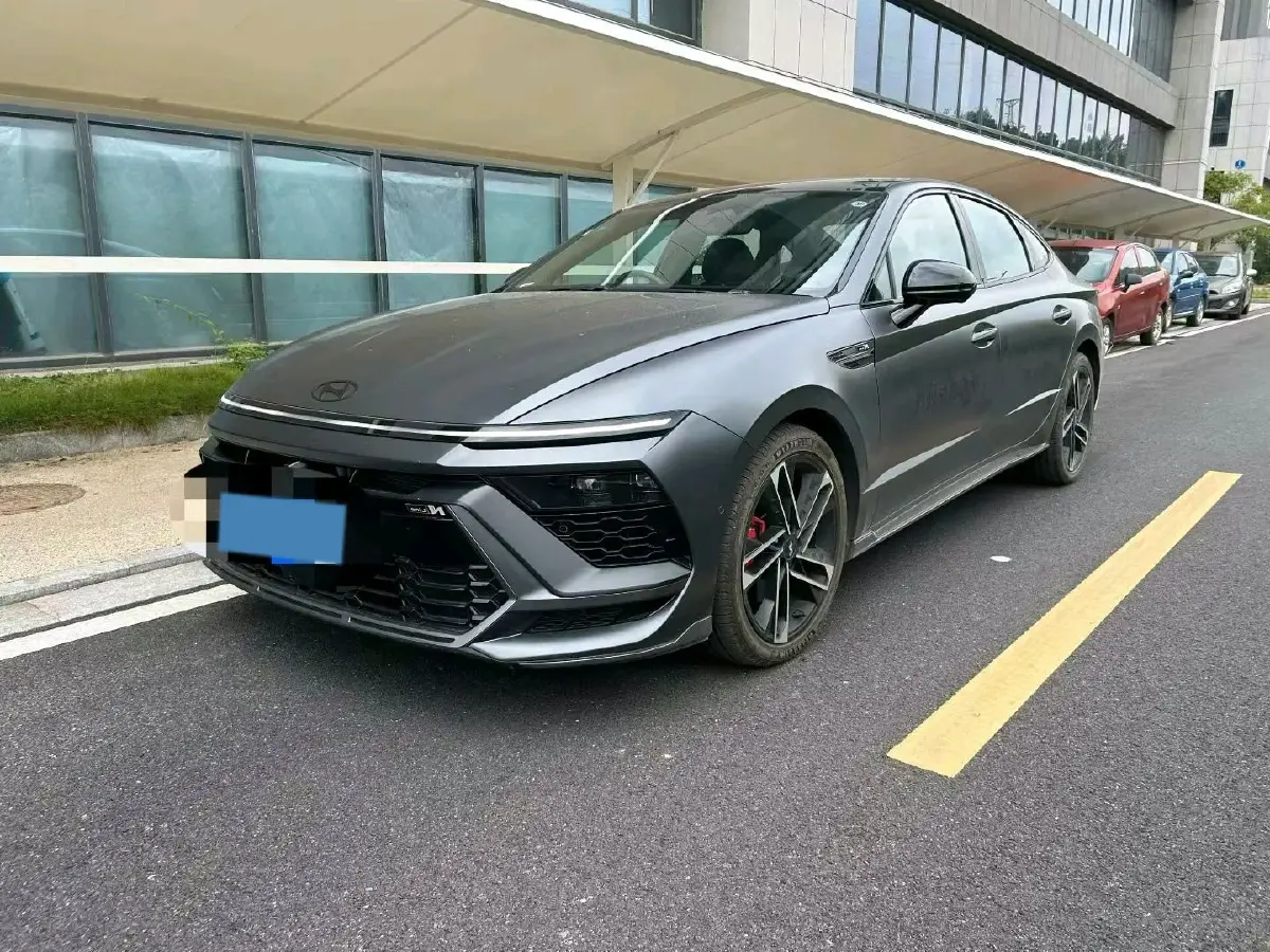 2024 Hyundai Sonata 2.0T 250HP L4 8AT