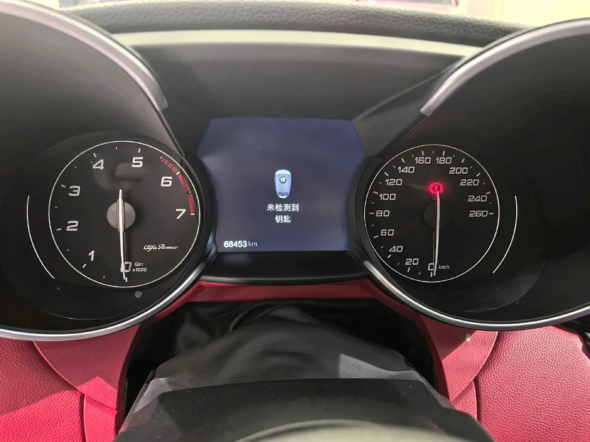 2017 Toyota Highlander 2.0T 220HP L4 6AT,autocango,china used car exporter,china ev exporter,chinese used car exporter,chinese used ev exporter