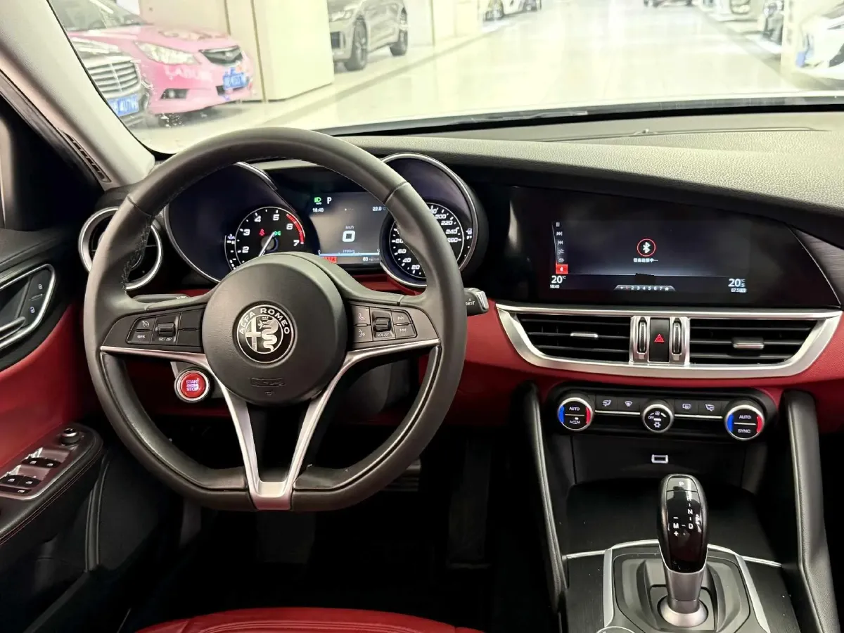 2017 Toyota Highlander 2.0T 220HP L4 6AT,autocango,china used car exporter,china ev exporter,chinese used car exporter,chinese used ev exporter