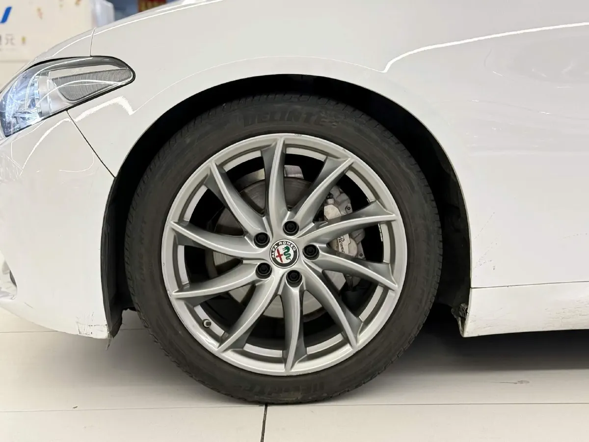 2017 Toyota Highlander 2.0T 220HP L4 6AT,autocango,china used car exporter,china ev exporter,chinese used car exporter,chinese used ev exporter