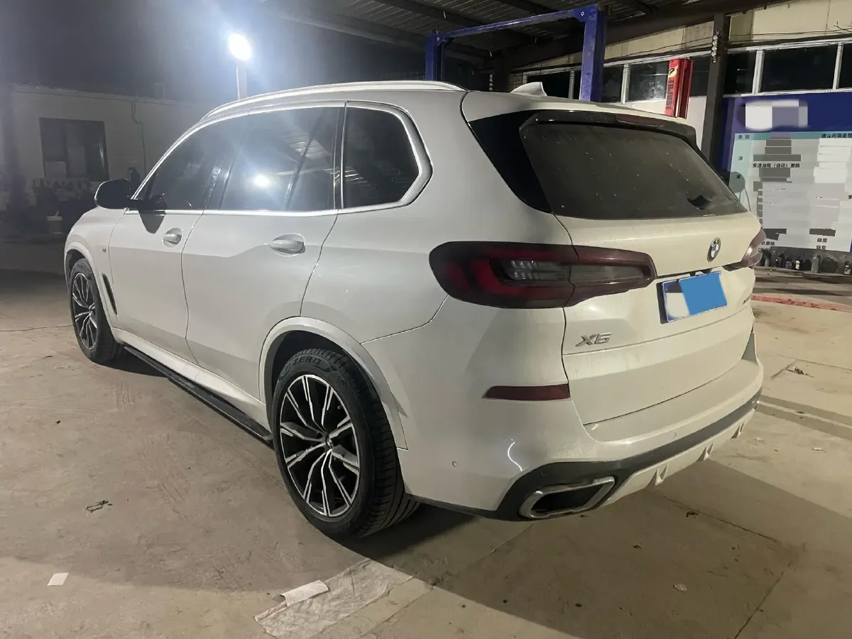 2021 BMW X5 2.0T 265HP L4 8AT,autocango,china used car exporter,china ev exporter,chinese used car exporter,chinese used ev exporter