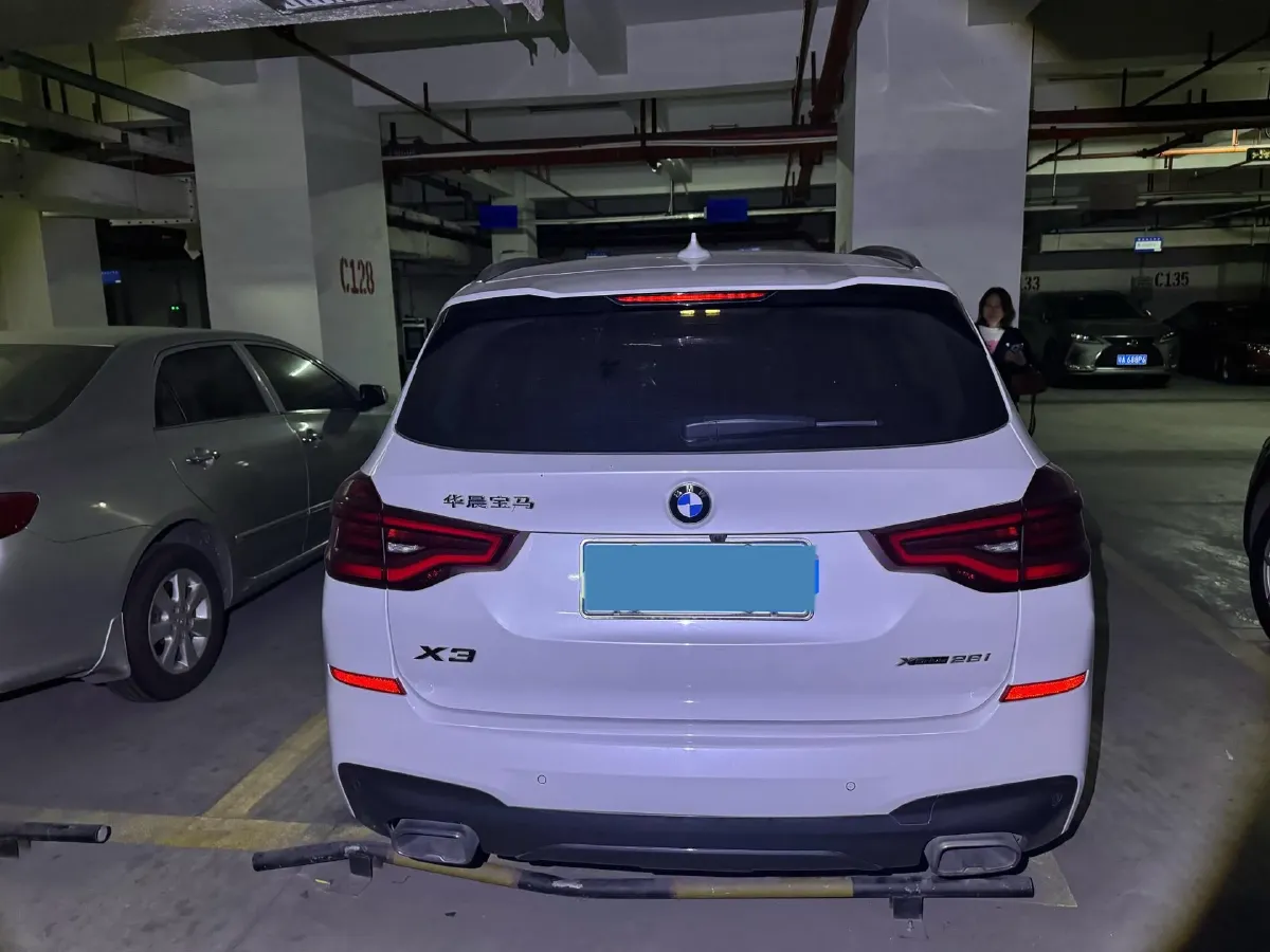2021 BMW X3 2.0T 224HP L4 8AT,autocango,china used car exporter,china ev exporter,chinese used car exporter,chinese used ev exporter