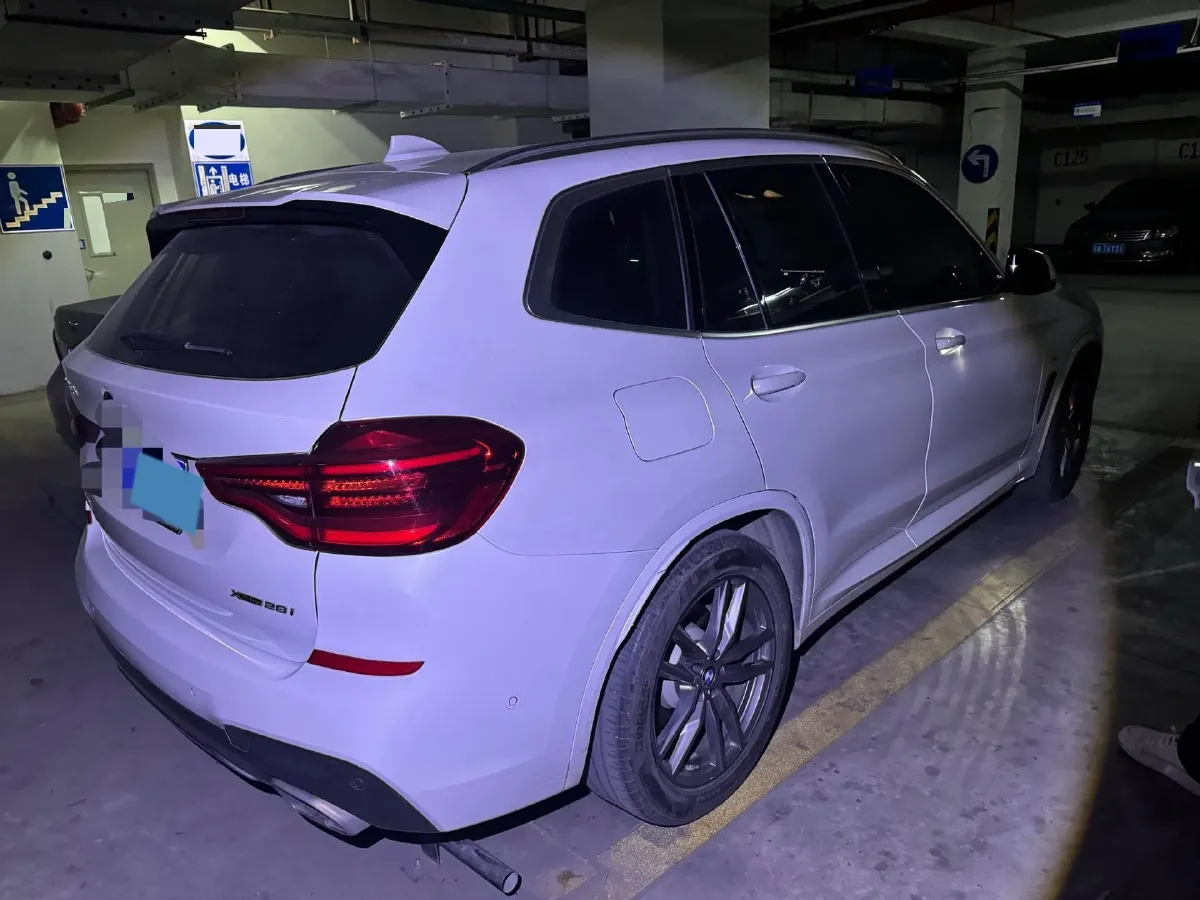 2021 BMW X3 2.0T 224HP L4 8AT,autocango,china used car exporter,china ev exporter,chinese used car exporter,chinese used ev exporter