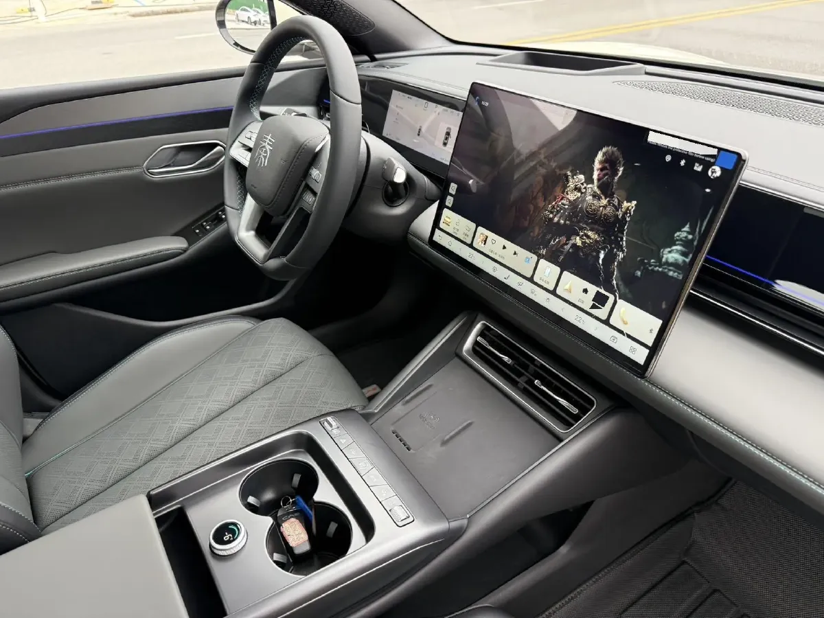 2025 BYD QinL BEV,autocango,china used car exporter,china ev exporter,chinese used car exporter,chinese used ev exporter