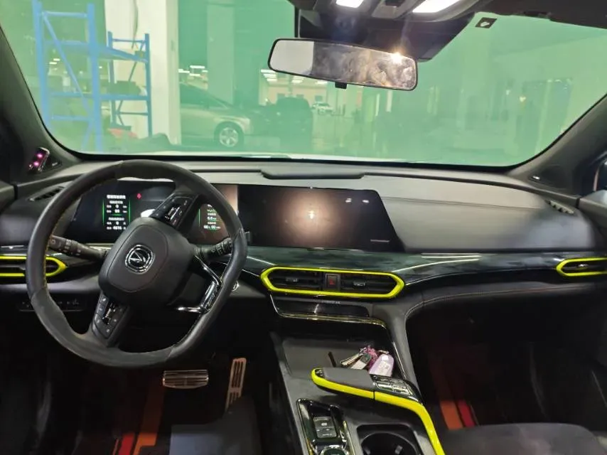 2022 ChangAn UNI-T 1.5T 188HP L4 7DCT,autocango,china used car exporter,china ev exporter,chinese used car exporter,chinese used ev exporter