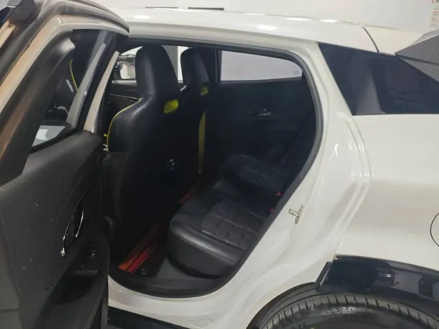 2022 ChangAn UNI-T 1.5T 188HP L4 7DCT,autocango,china used car exporter,china ev exporter,chinese used car exporter,chinese used ev exporter