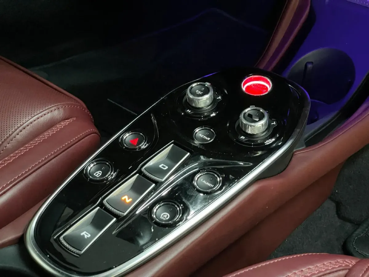 2019 Lorinser MAYBACH S Class 3.0T 367HP V6 9AT,autocango,china used car exporter,china ev exporter,chinese used car exporter,chinese used ev exporter