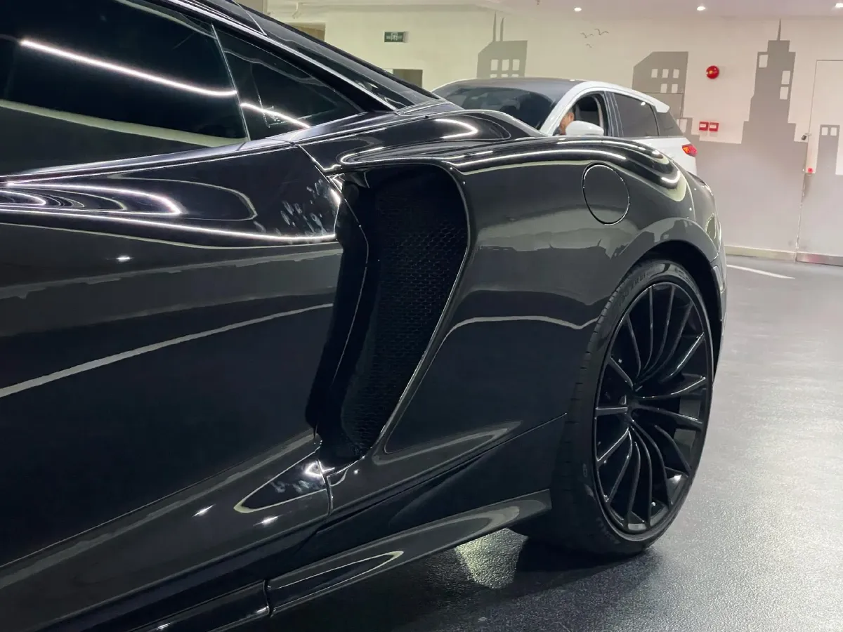 2019 Lorinser MAYBACH S Class 3.0T 367HP V6 9AT,autocango,china used car exporter,china ev exporter,chinese used car exporter,chinese used ev exporter