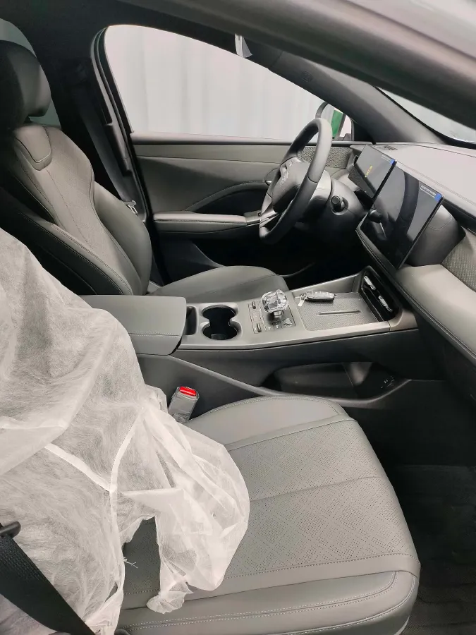 2025 BYD Qin Plus 1.5L 101HP L4 E-CVT PHEV 7.68KWH,autocango,china used car exporter,china ev exporter,chinese used car exporter,chinese used ev exporter