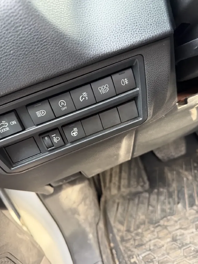 2022 Tank 300 2.0T 227HP L4 8AT,autocango,china used car exporter,china ev exporter,chinese used car exporter,chinese used ev exporter