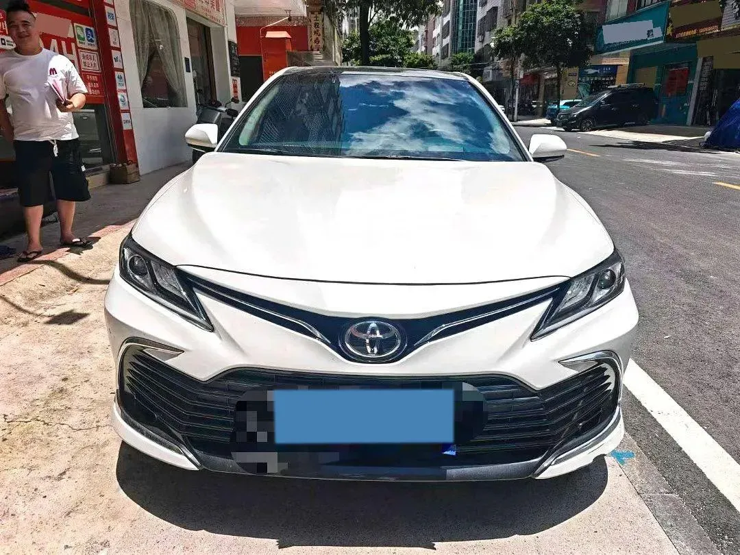 2021 Toyota Camry 2.5L 209HP L4 8AT,autocango,china used car exporter,china ev exporter,chinese used car exporter,chinese used ev exporter
