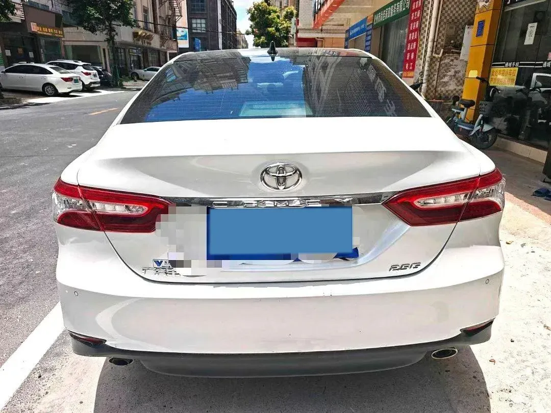 2021 Toyota Camry 2.5L 209HP L4 8AT,autocango,china used car exporter,china ev exporter,chinese used car exporter,chinese used ev exporter