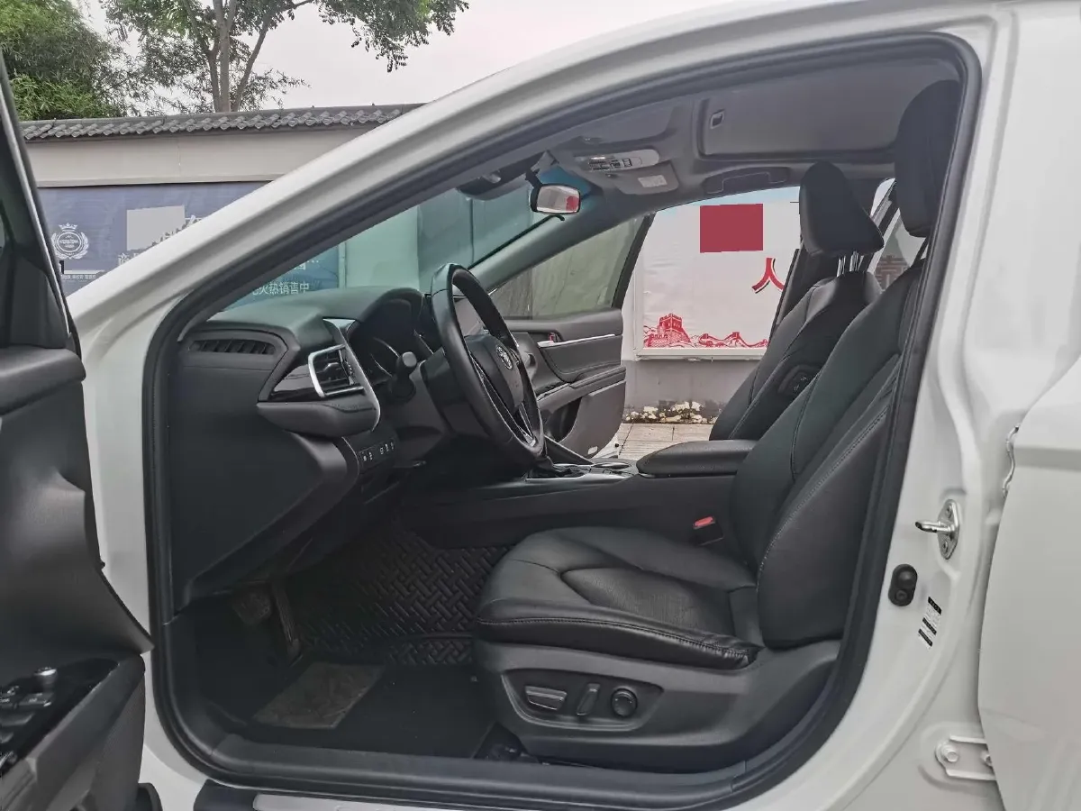 2021 Toyota Camry 2.0L 178HP L4 CVT,autocango,china used car exporter,china ev exporter,chinese used car exporter,chinese used ev exporter