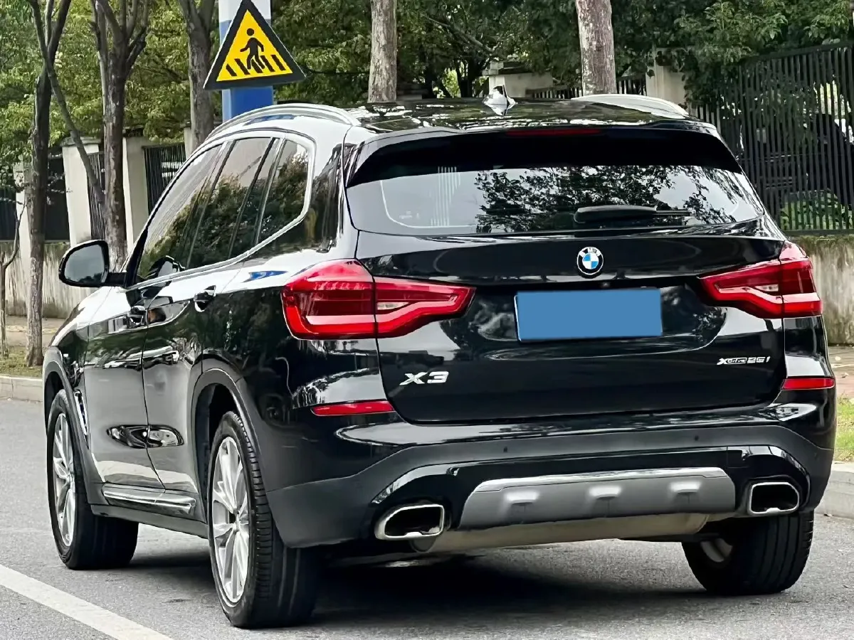 2020 BMW X3 2.0T 224HP L4 8AT,autocango,china used car exporter,china ev exporter,chinese used car exporter,chinese used ev exporter