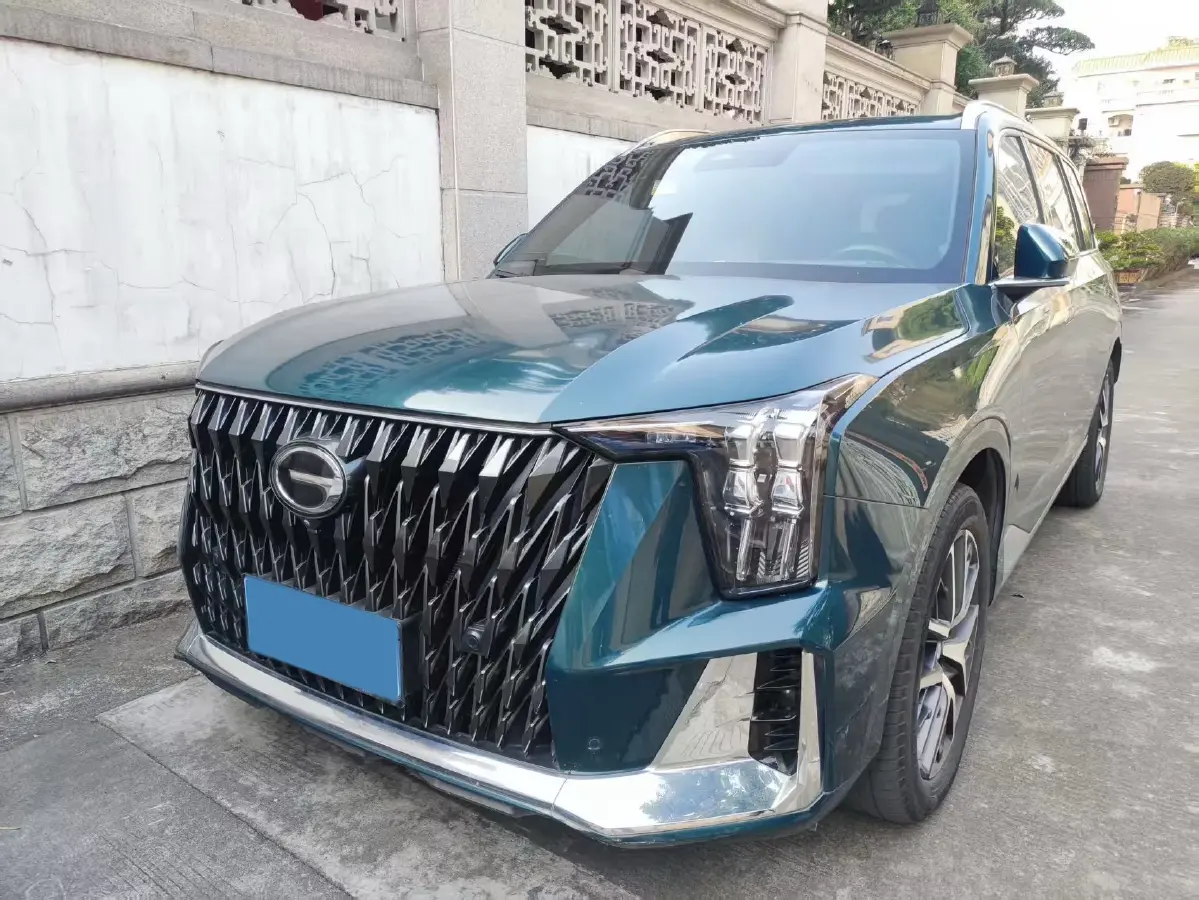2022 GAC Trumpchi GS8 2.0T 190HP L4 E-CVT Hybrid