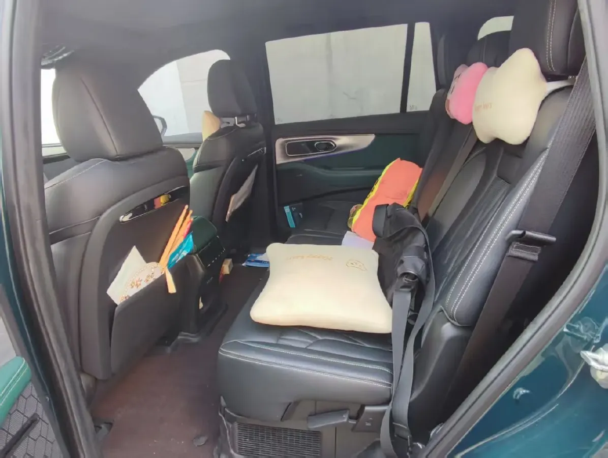 2022 GAC Trumpchi GS8 2.0T 190HP L4 E-CVT Hybrid,autocango,china used car exporter,china ev exporter,chinese used car exporter,chinese used ev exporter