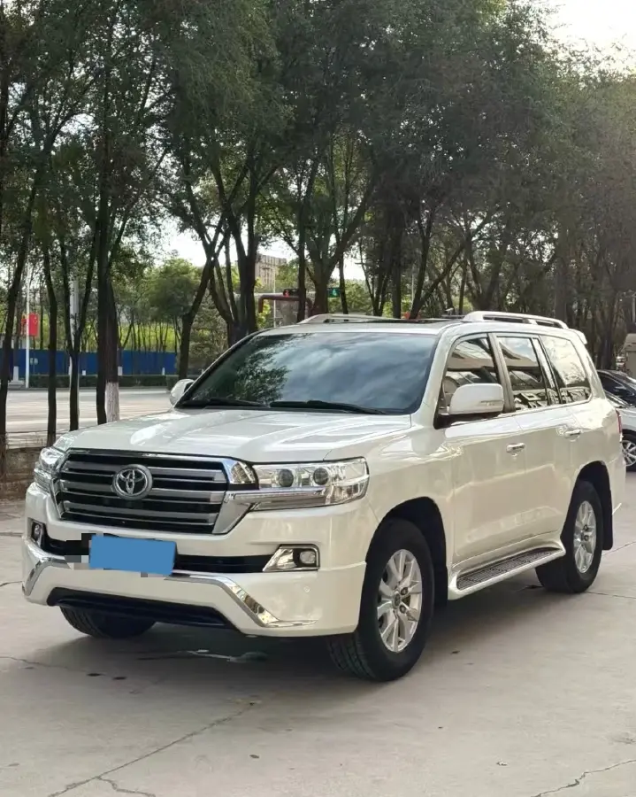 2016 Toyota Land Cruiser 4.0L 275HP V6 5AT