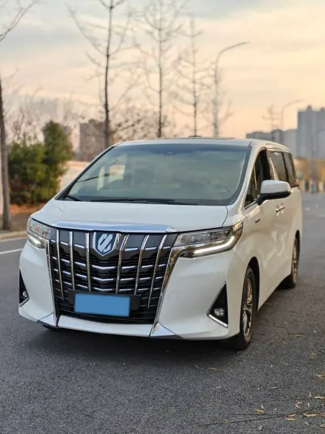 2021 Toyota Alphard 2.5L 117HP L4 E-CVT Hybrid