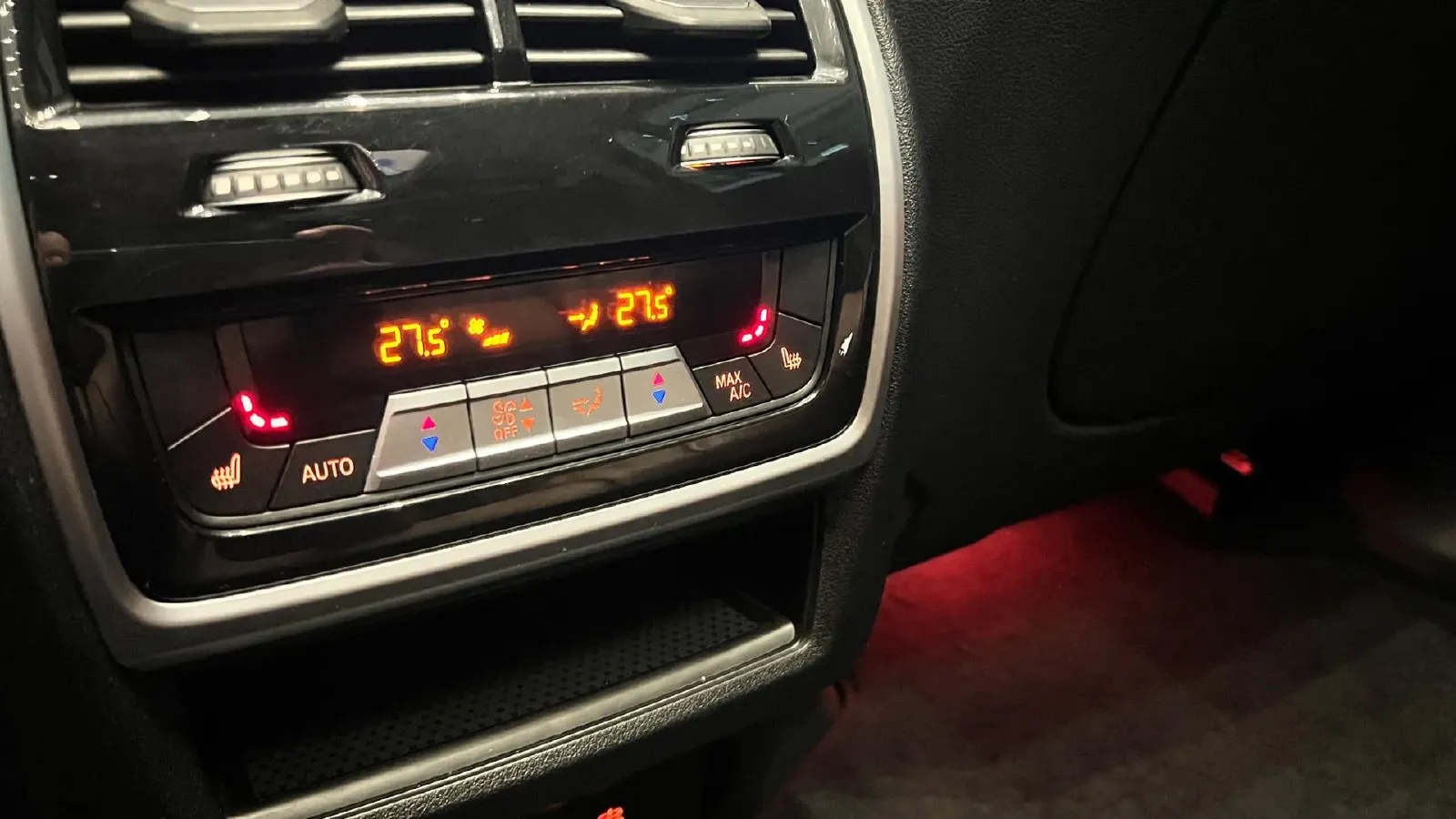 2020 BMW X5 2.0T 265HP L4 8AT,autocango,china used car exporter,china ev exporter,chinese used car exporter,chinese used ev exporter