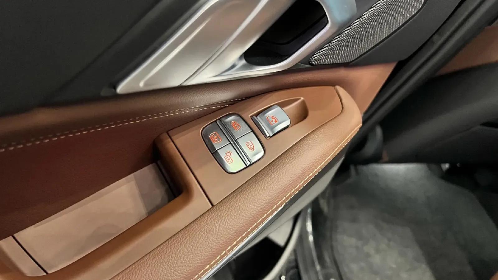 2020 BMW X5 2.0T 265HP L4 8AT,autocango,china used car exporter,china ev exporter,chinese used car exporter,chinese used ev exporter