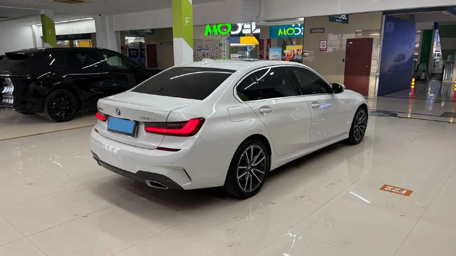 2022 BMW 3 Series 2.0T 184HP L4 8AT,autocango,china used car exporter,china ev exporter,chinese used car exporter,chinese used ev exporter