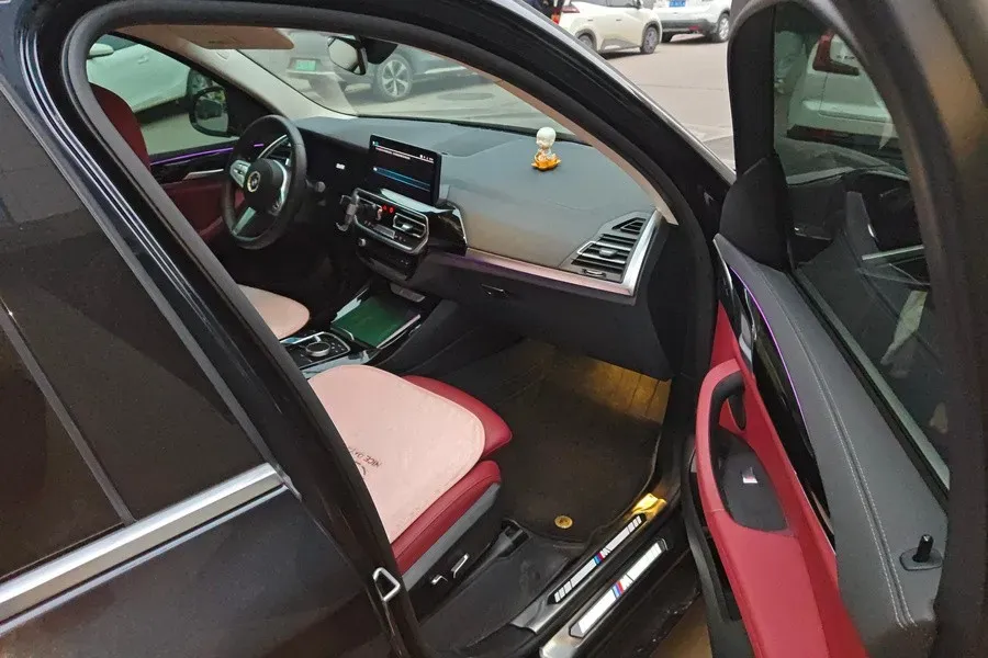 2024 BMW iX3 BEV 80KWH,autocango,china used car exporter,china ev exporter,chinese used car exporter,chinese used ev exporter