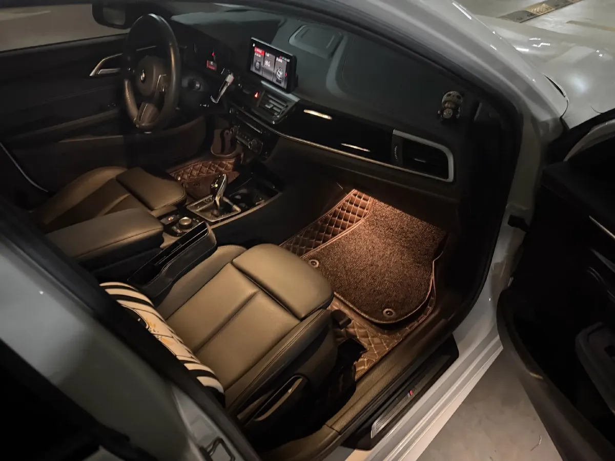 2020 BMW 1 Series 1.5T 140HP L3 7DCT,autocango,china used car exporter,china ev exporter,chinese used car exporter,chinese used ev exporter