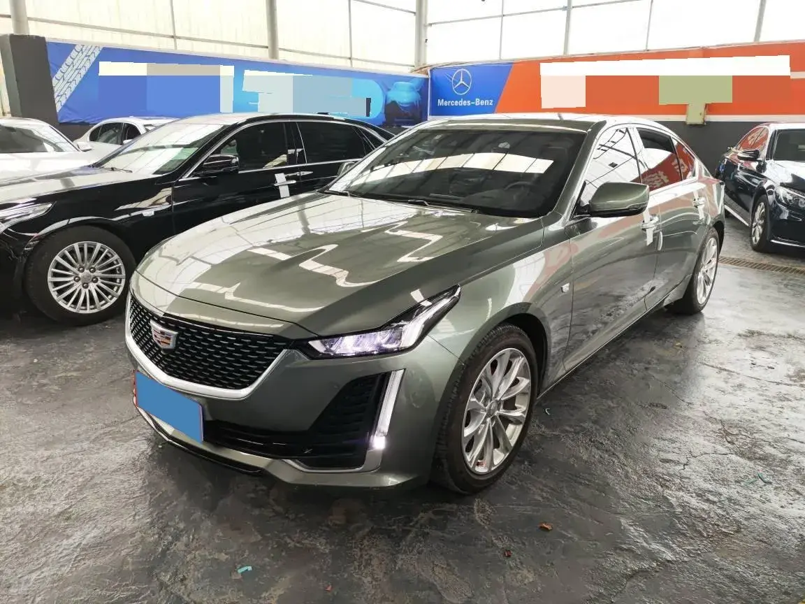 2023 Cadillac CT5 2.0T 237HP L4 10AT