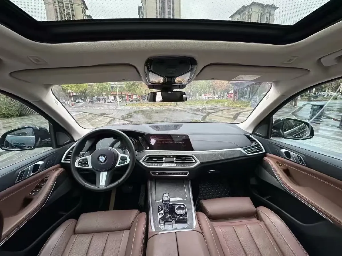 2021 BMW X5 3.0T 340HP L6 8AT,autocango,china used car exporter,china ev exporter,chinese used car exporter,chinese used ev exporter