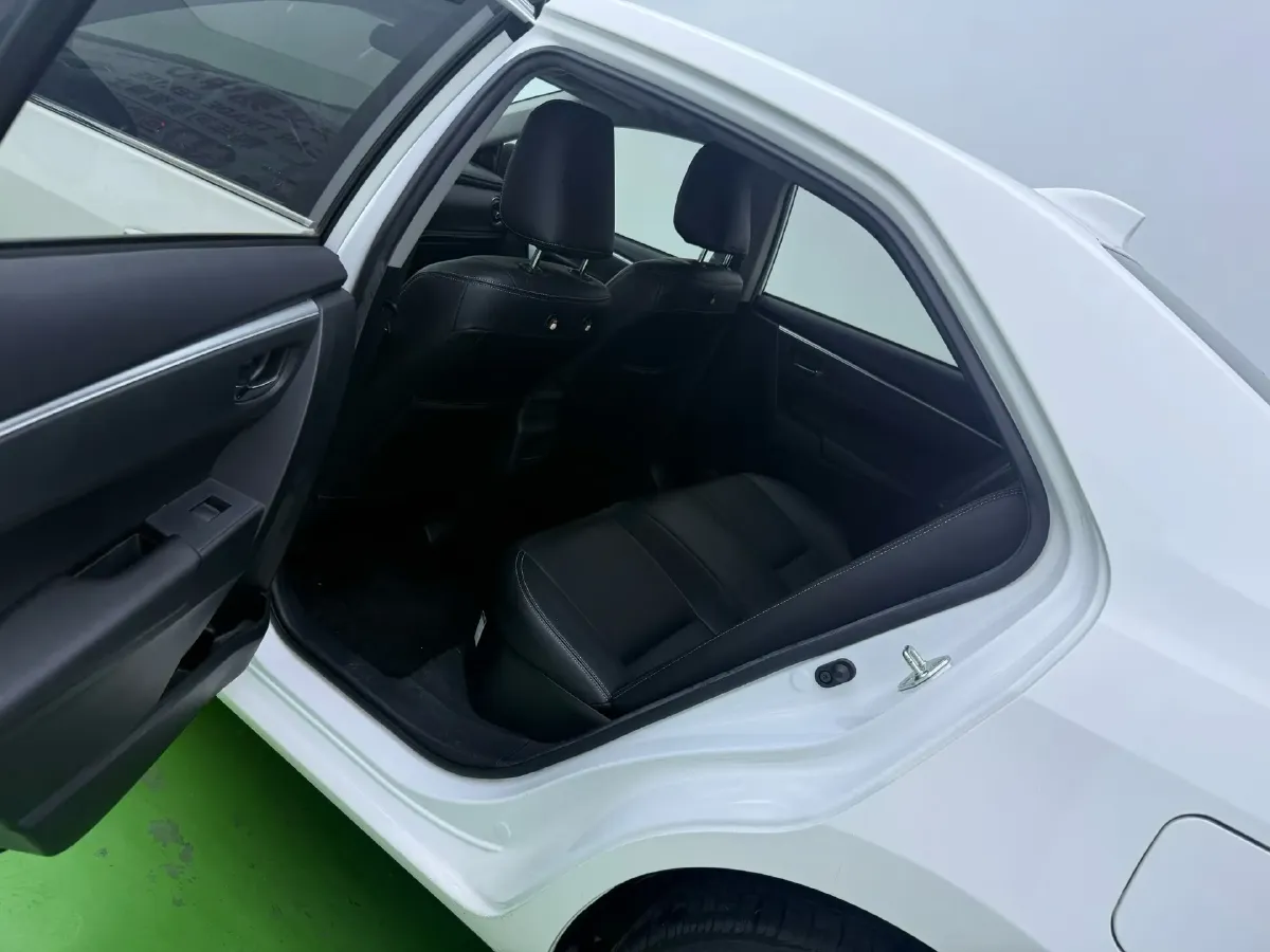 2020 Toyota Corolla Hybird E+ 1.8L 99HP L4 E-CVT PHEV 10.5KWH,autocango,china used car exporter,china ev exporter,chinese used car exporter,chinese used ev exporter