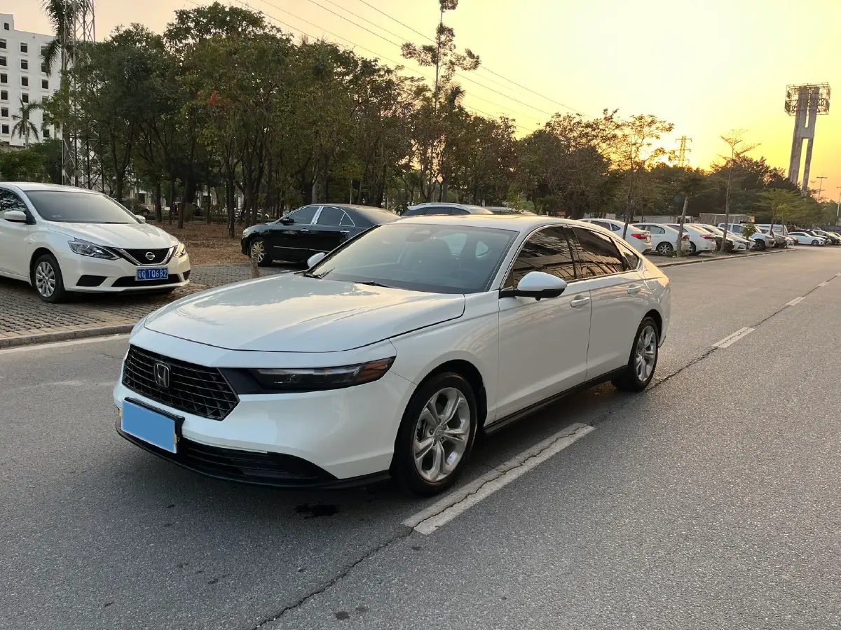 2023 Honda Accord 1.5T 192HP L4 CVT,autocango,china used car exporter,china ev exporter,chinese used car exporter,chinese used ev exporter