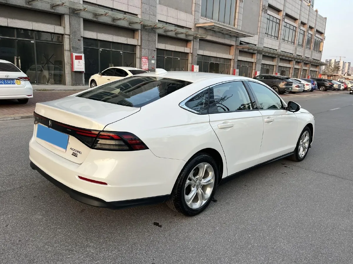 2023 Honda Accord 1.5T 192HP L4 CVT,autocango,china used car exporter,china ev exporter,chinese used car exporter,chinese used ev exporter