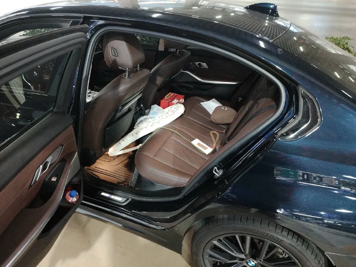 2022 BMW 3 Series 2.0T 184HP L4 8AT,autocango,china used car exporter,china ev exporter,chinese used car exporter,chinese used ev exporter