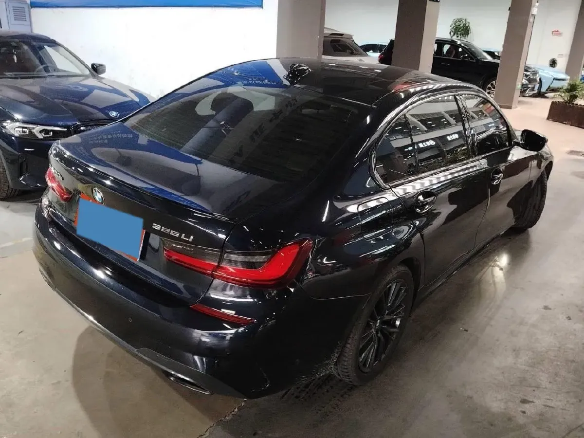 2022 BMW 3 Series 2.0T 184HP L4 8AT,autocango,china used car exporter,china ev exporter,chinese used car exporter,chinese used ev exporter