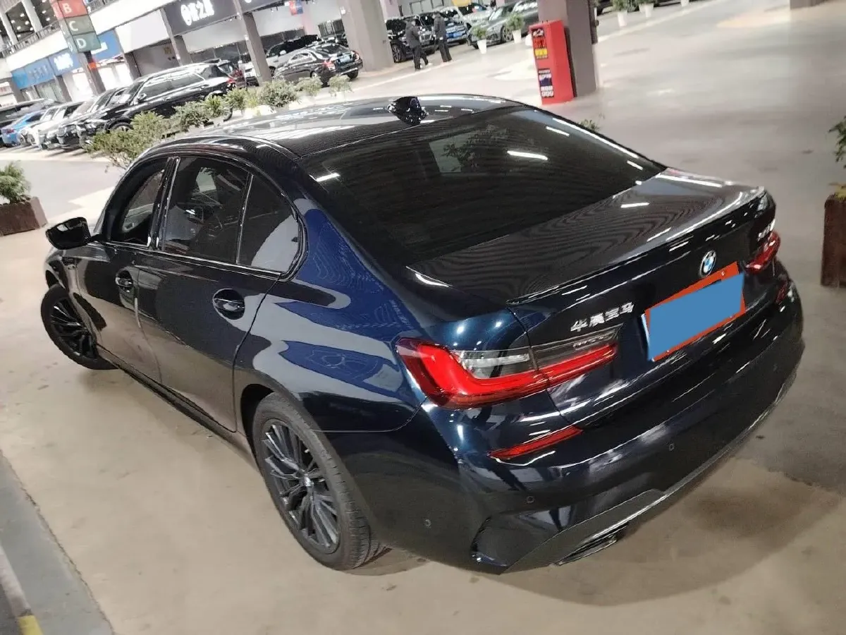 2022 BMW 3 Series 2.0T 184HP L4 8AT,autocango,china used car exporter,china ev exporter,chinese used car exporter,chinese used ev exporter