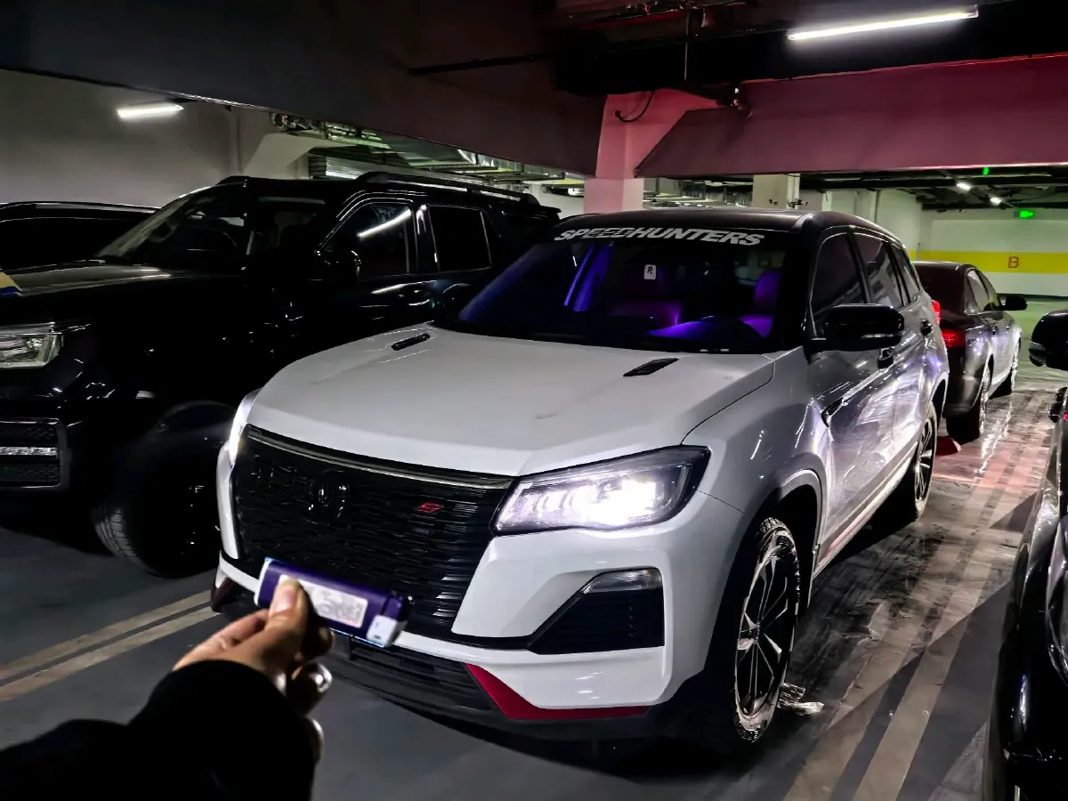 2022 ChangAn CS75 1.5T 180HP L4 6MT,autocango,china used car exporter,china ev exporter,chinese used car exporter,chinese used ev exporter