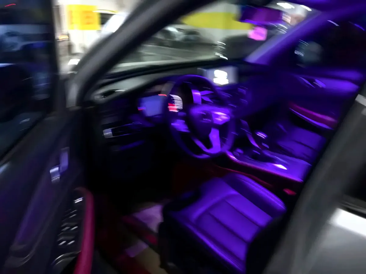 2022 ChangAn CS75 1.5T 180HP L4 6MT,autocango,china used car exporter,china ev exporter,chinese used car exporter,chinese used ev exporter