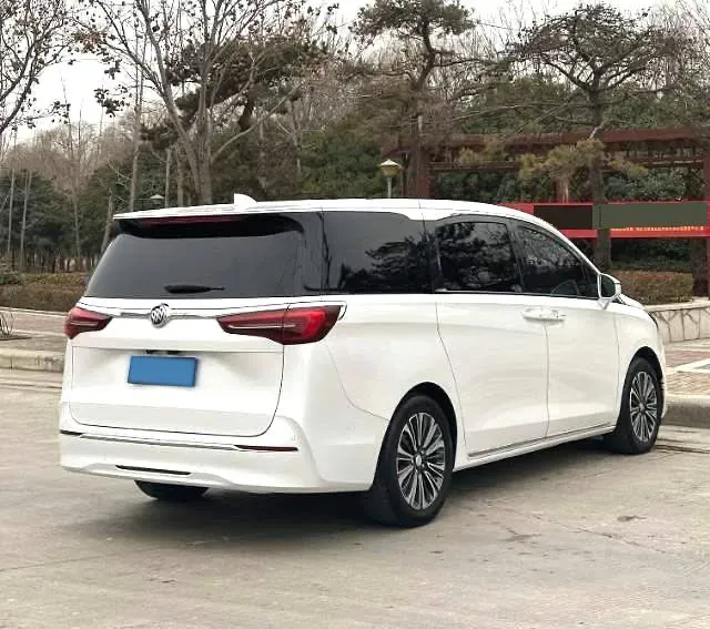 2023 Buick GL8 2.0T 237HP L4 9AT,autocango,china used car exporter,china ev exporter,chinese used car exporter,chinese used ev exporter