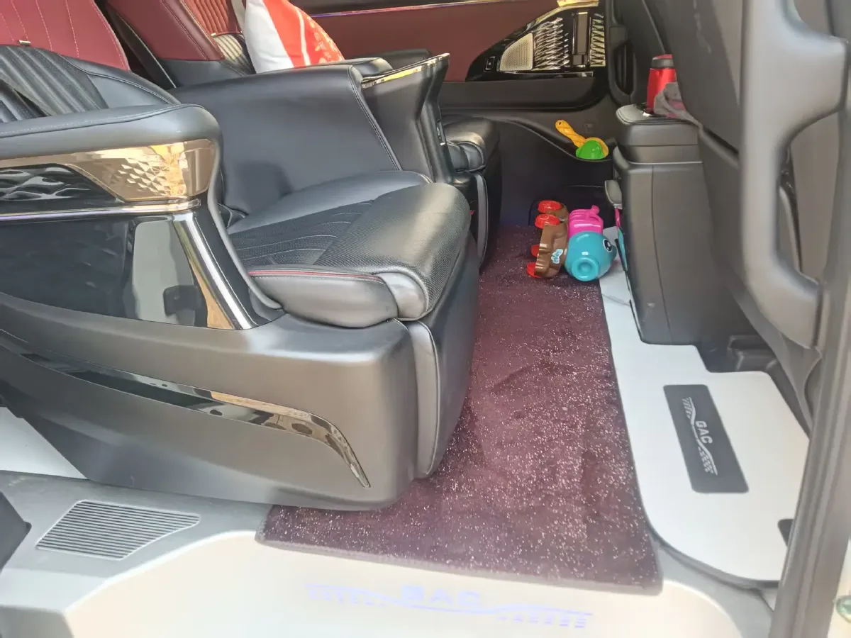 2023 GAC Trumpchi M8 2.0T 190HP L4 E-CVT Hybrid,autocango,china used car exporter,china ev exporter,chinese used car exporter,chinese used ev exporter