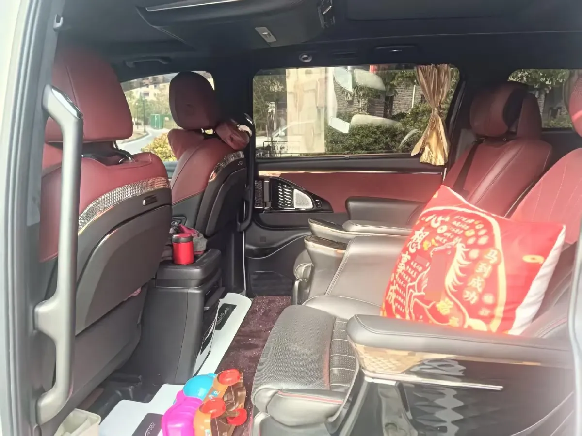 2023 GAC Trumpchi M8 2.0T 190HP L4 E-CVT Hybrid,autocango,china used car exporter,china ev exporter,chinese used car exporter,chinese used ev exporter